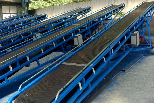 輸送機(jī) 輸送機(jī)